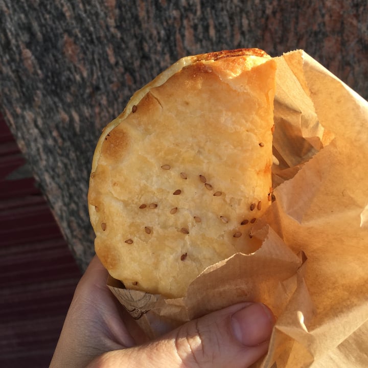 photo of VEGAN Bombón SIN GLUTEN empanadilla de calabacin shared by @letisia on  24 Jun 2021 - review