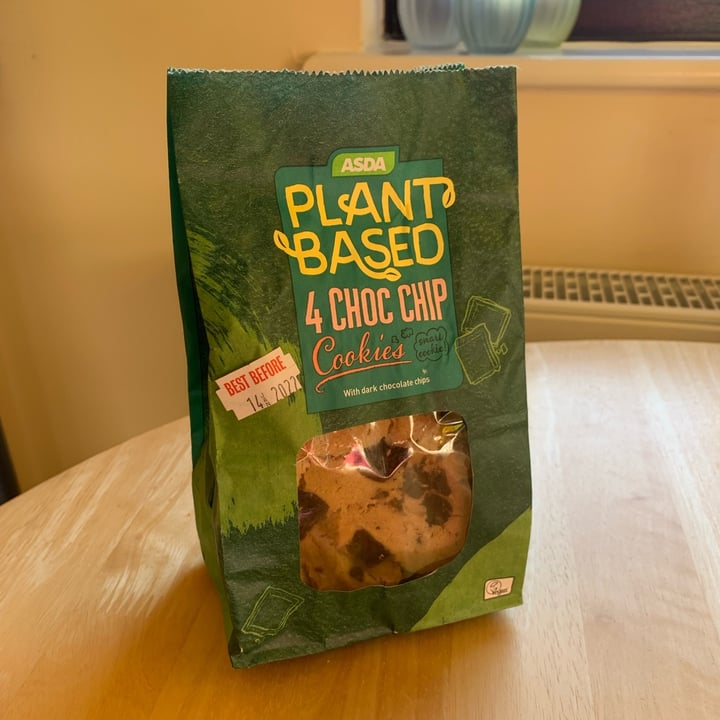 photo of Asda Plant Based  Choc chip cookies shared by @sbarlxw on  12 Jan 2022 - review