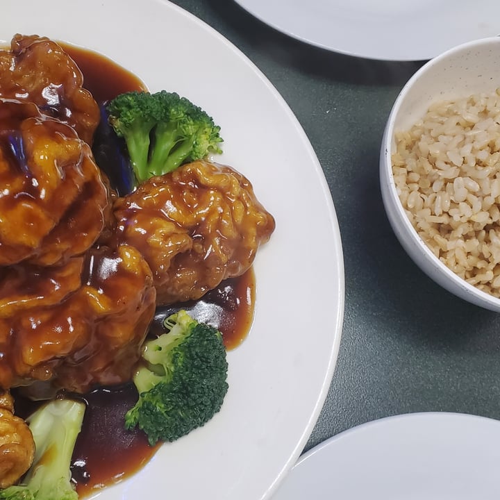 review photo of Pinellia Vegan Asian Restaurant Orange Seitan shared by @sunny4earth on 27 Feb 2022 - review