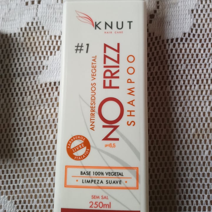 photo of Knut Shampoo Antirresíduos Vegetal shared by @flaviacdecastro on  14 Jun 2022 - review