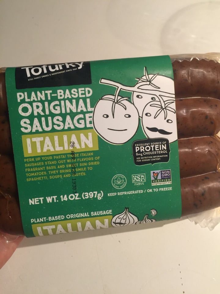 review photo of Tofurky Plant-based Sausages Italian shared by @hopegirl99 on 08 Jan 2020 - review