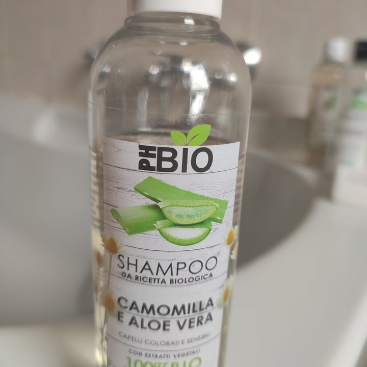 photo of The deck srl Shampoo Bio Camomilla E Aloe shared by @naturopatainfamiglia on  30 Mar 2022 - review