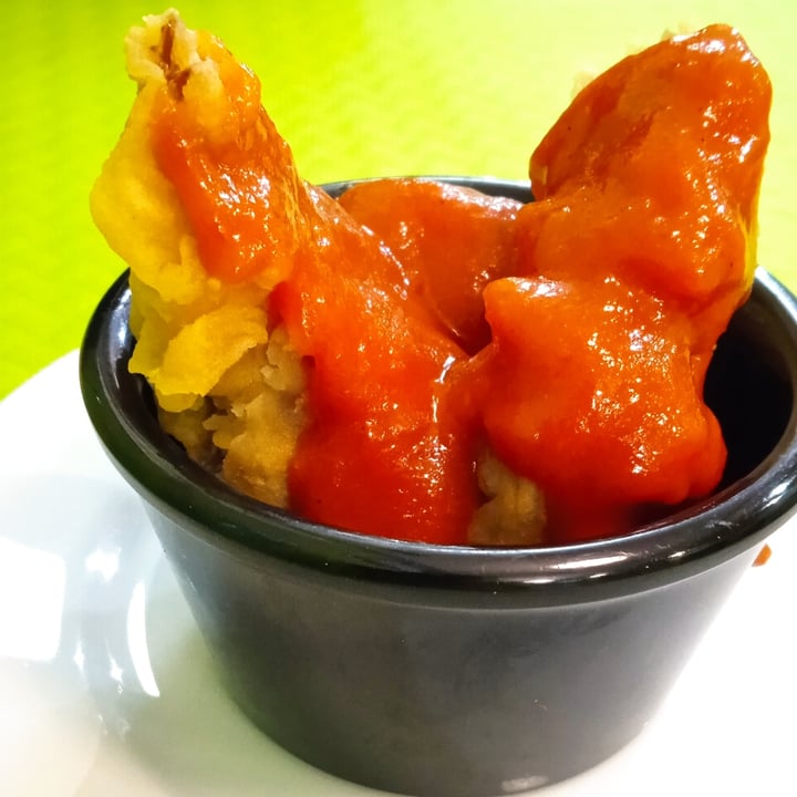 photo of Ecovegan Happy Tapa Alitas con salsa búfalo shared by @neweh on  05 Dec 2020 - review