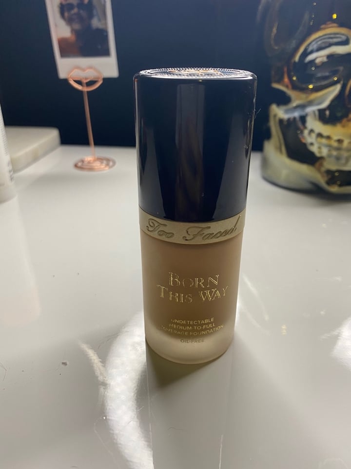 review photo of Too Faced Born This Way multi-use sculpting concealer shared by @aleheli on 03 Jan 2020 - review