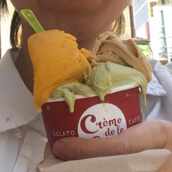 photo of Crème de la Crème Salted Peanut, Pistachio Gelatos shared by @rubyyeung on  28 Jun 2020 - review