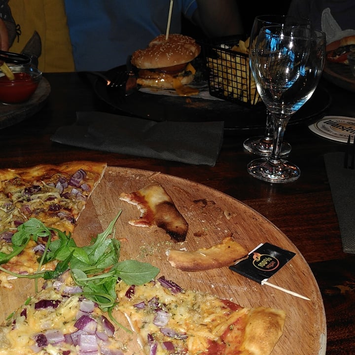 review photo of Pesami Kleve Thunvish Pizza shared by @karble on 13 Jun 2022 - review
