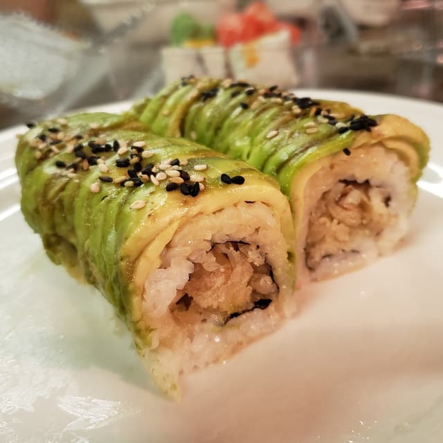 Photo of the dish “King Dragon Roll”