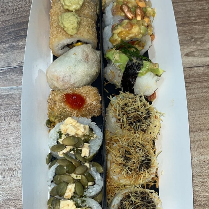 review photo of SushiClub Lomitas Combinado Vegan 15 piezas shared by @lusantin on 30 Aug 2022 - review