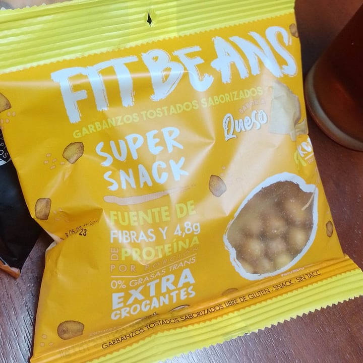 photo of Fitbeans Garbanzos Tostados Saborizados Sabor Queso shared by @evelynsf on  25 Oct 2022 - review