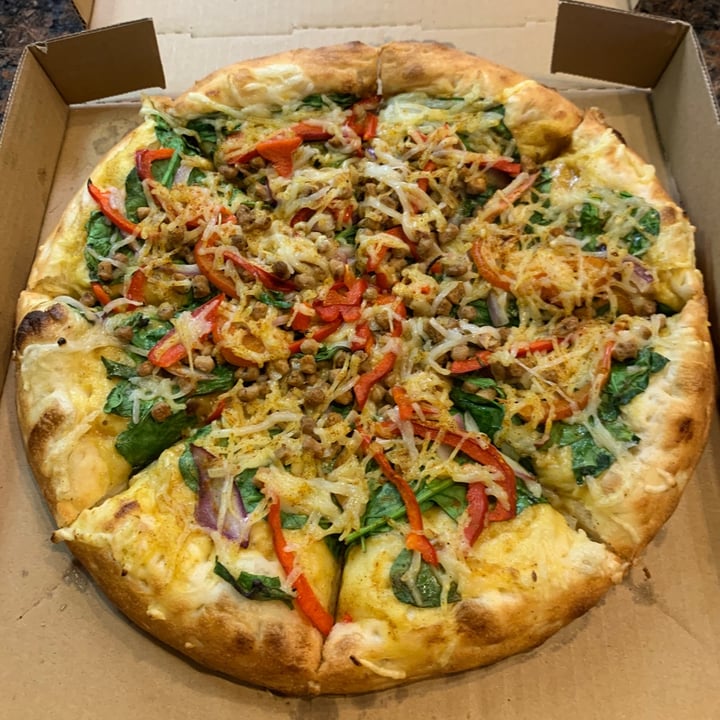 photo of Vegan Pizza Indian Style Pizza shared by @katfrench on  11 Jun 2020 - review