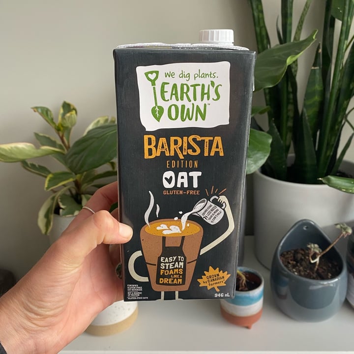 photo of Earth's Own Barista Edition Oat Milk shared by @becs10 on  16 Oct 2021 - review