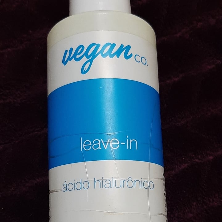 photo of Vegan Co Cleansing Oil shared by @caumoraes on  23 Apr 2022 - review