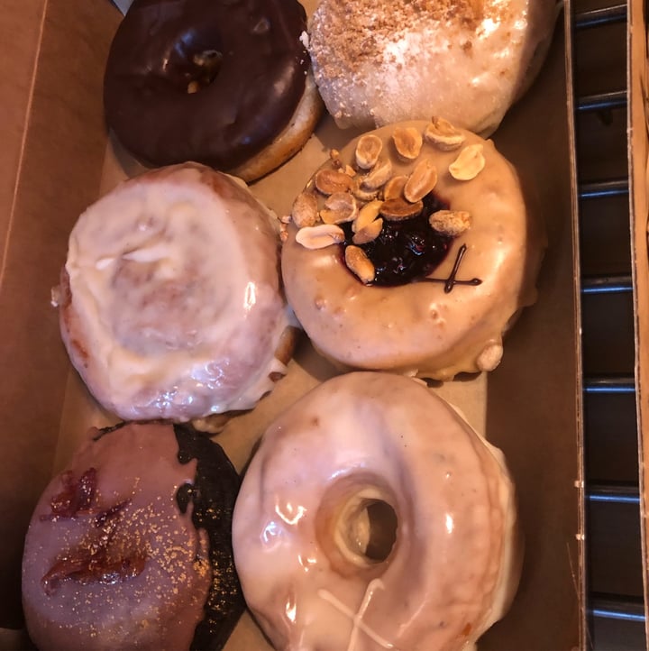 photo of Crosstown Victoria - Doughnuts & Coffee 6 Doughnuts + 6 Cookies - Vegan shared by @auroal on  28 Nov 2021 - review