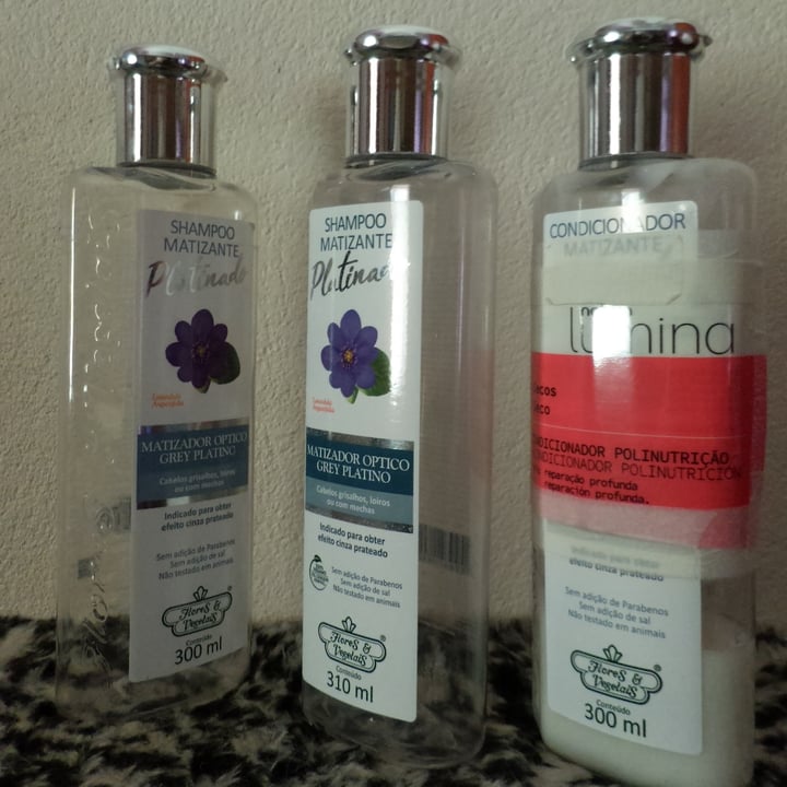 review photo of Flores & Vegetais Shampoo Matizante shared by @arleteata on 29 Nov 2022 - review
