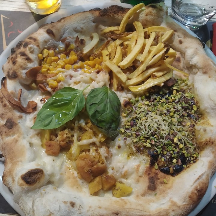 photo of Spicchi d'Autore Vegan Pizza shared by @manuveg on  26 Jul 2021 - review
