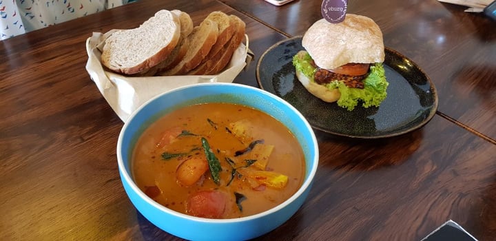 photo of vburg Cafe Singnature Curry with German Sourdough Rye shared by @dahuq95 on  30 Apr 2019 - review