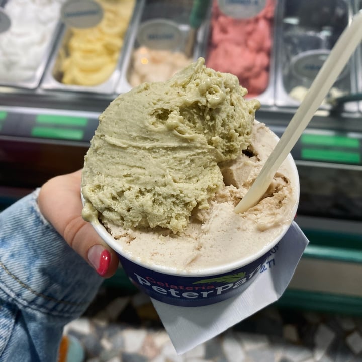 photo of Gelateria PeterPan Pistacchio e Nocciola shared by @emmis on  17 Oct 2022 - review