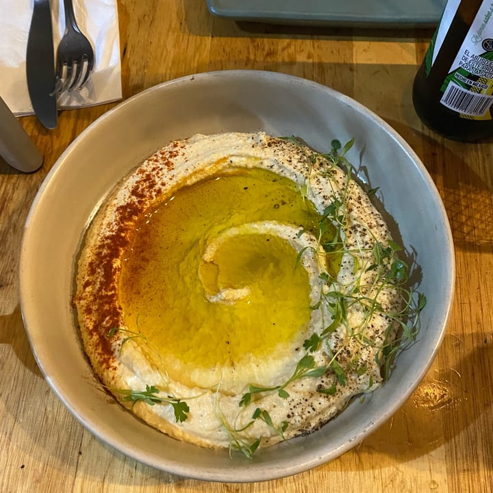 photo of Ostería 8 Hummus shared by @keendy on  13 Jun 2022 - review
