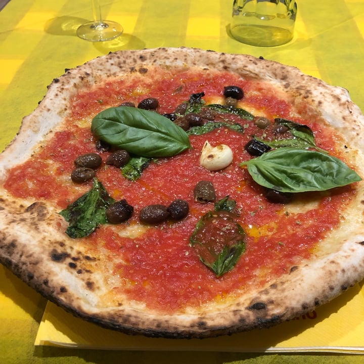 photo of Piz Una Gustosa Marinara (chiesta senza parmigiano) shared by @evion84 on  19 Jun 2022 - review