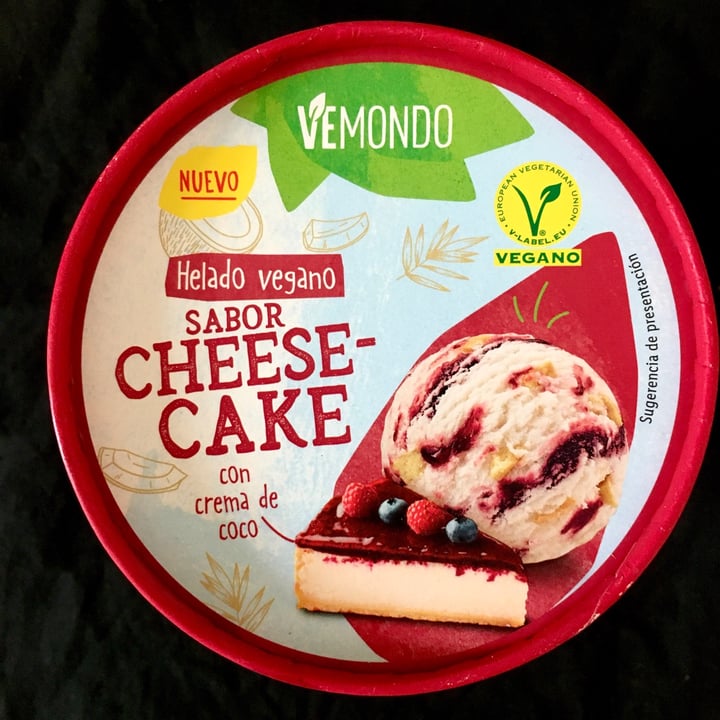 photo of Vemondo  Helado vegano sabor cheese cake shared by @comocomervegetales on  09 Aug 2022 - review