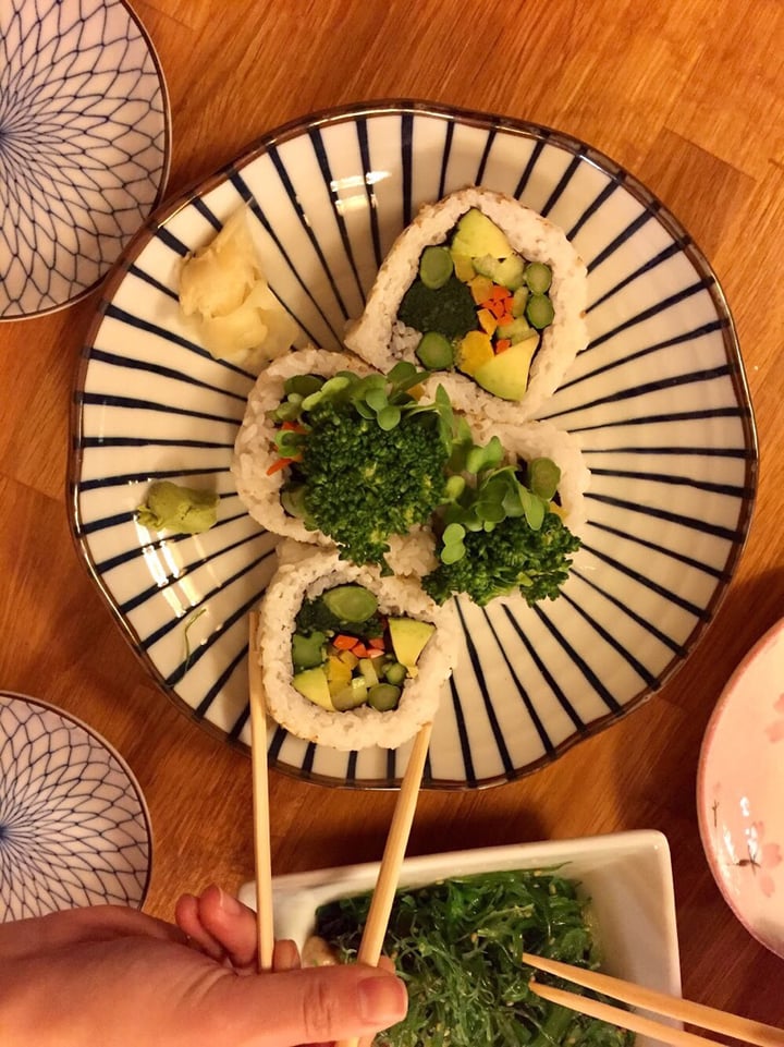 review photo of Cha-Ya Garden Roll shared by @shaye on 26 Nov 2018 - review