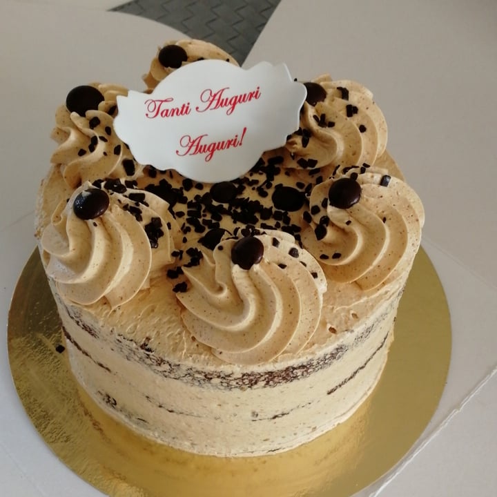 review photo of Chimney Cake House peanut butter chocolate cake shared by @chiarazamb on 29 Apr 2022 - review