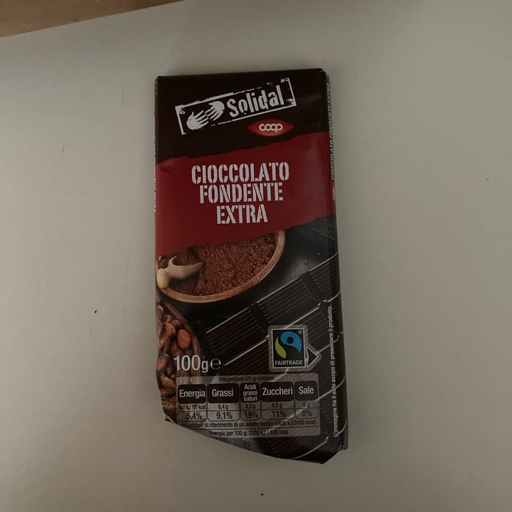 photo of Coop Cioccolato Fondente Extra 50% shared by @margh3r1ta on  10 Dec 2021 - review