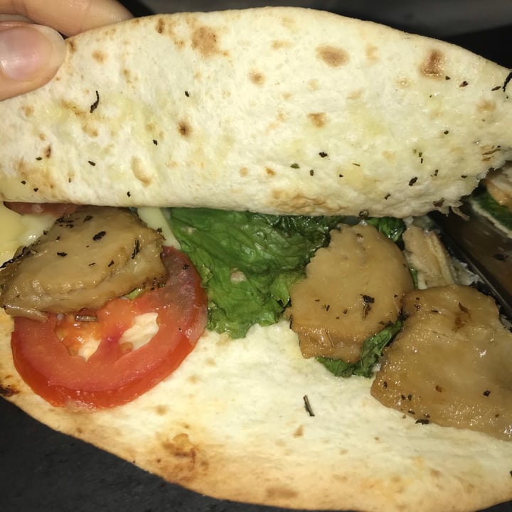 photo of Legends Cafe Quesadilla Vegana shared by @sabela on  16 Oct 2021 - review