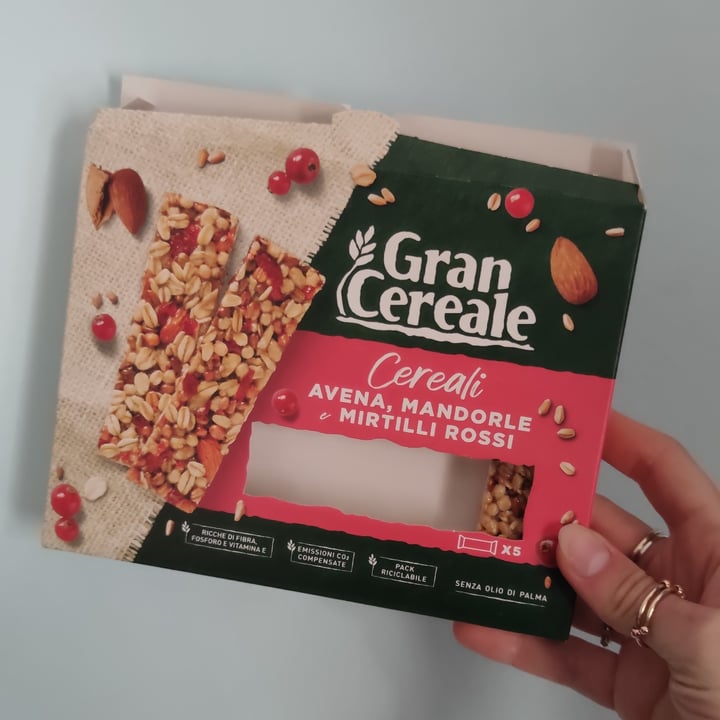 photo of Gran Cereale Cereali avena mandorle e mirtilli rossi shared by @angelarusso on  25 Apr 2022 - review