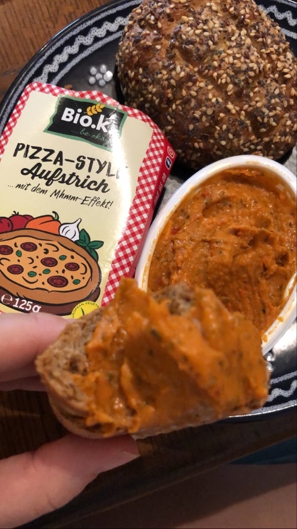 photo of Bio.k. Pizza style Aufstrich shared by @ichkannvegan on  25 Sep 2020 - review