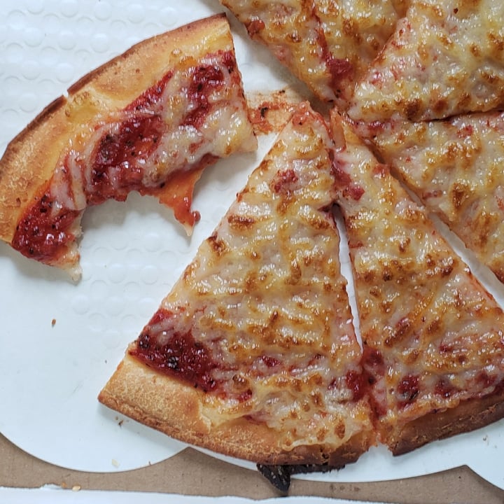 review photo of Red Swan Pizza Gluten Free Pizza shared by @karenlocheed on 07 Jun 2020 - review