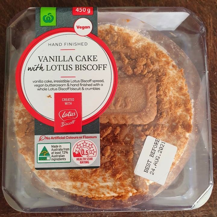 photo of Woolworths (Australia) Vanilla Cake with Lotus Biscoff shared by @aprilh on  15 Aug 2021 - review