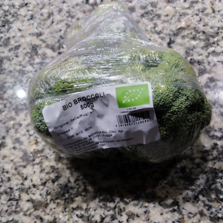 photo of Bionova Broccoli shared by @splendidosplendente on  08 Jun 2022 - review