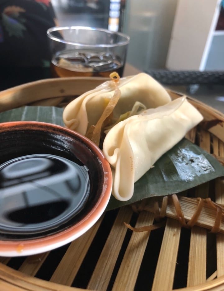 review photo of UDON Aljub Gyōzas De Verdura shared by @veggiesmeetsheyla on 05 Jan 2020 - review