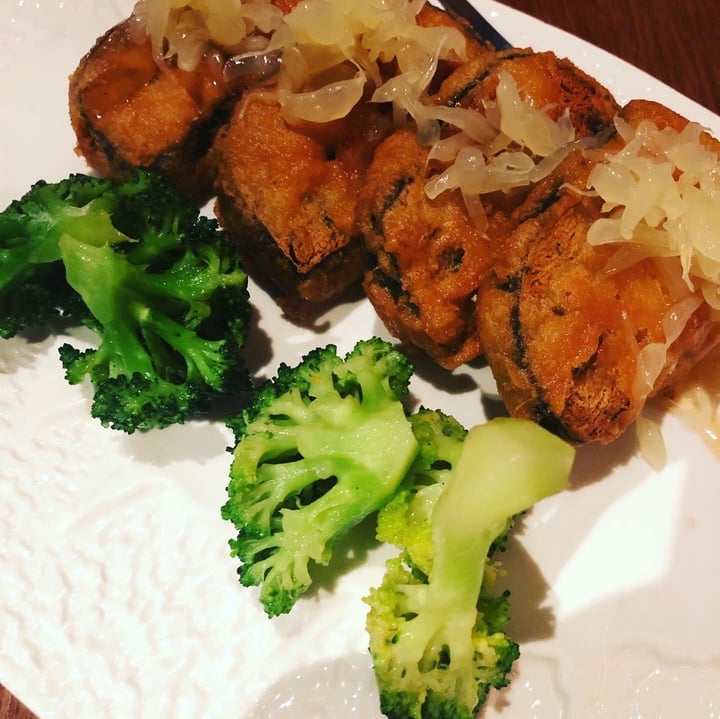 photo of EMPRESS Crispy-Battered Tofu Patties shared by @jacklikesbrownies on  06 Apr 2020 - review