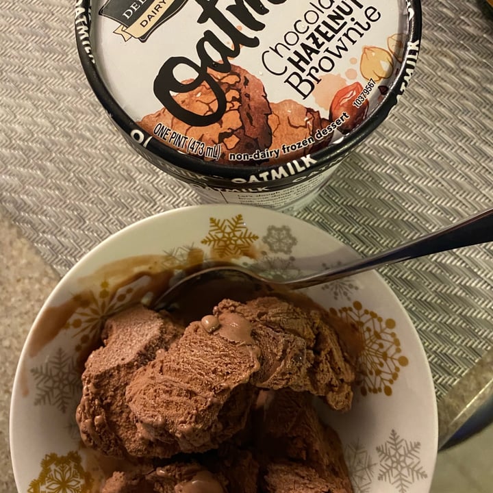 photo of So Delicious Dairy Free Chocolate Hazelnut Brownie Oatmilk Frozen Dessert shared by @jen0ben on  18 Jul 2021 - review