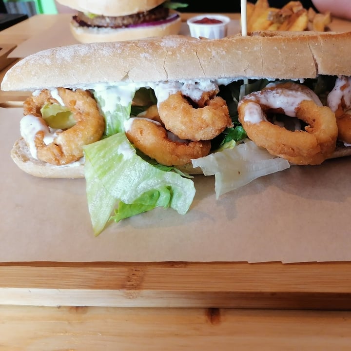 photo of Vegan Queen Bocadillo Arde Madrid shared by @g0vegan on  15 May 2021 - review
