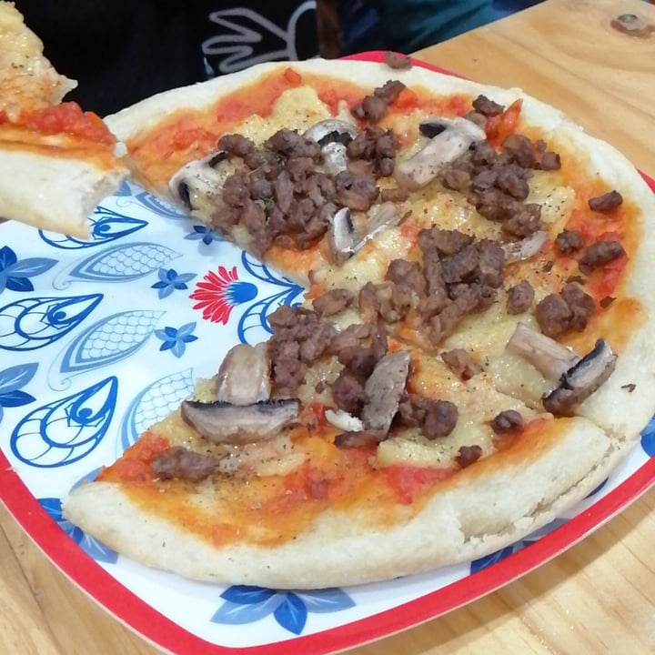 photo of Mercy vegan food Pizza Meat Is Murder shared by @fpfluffy on  29 Oct 2020 - review