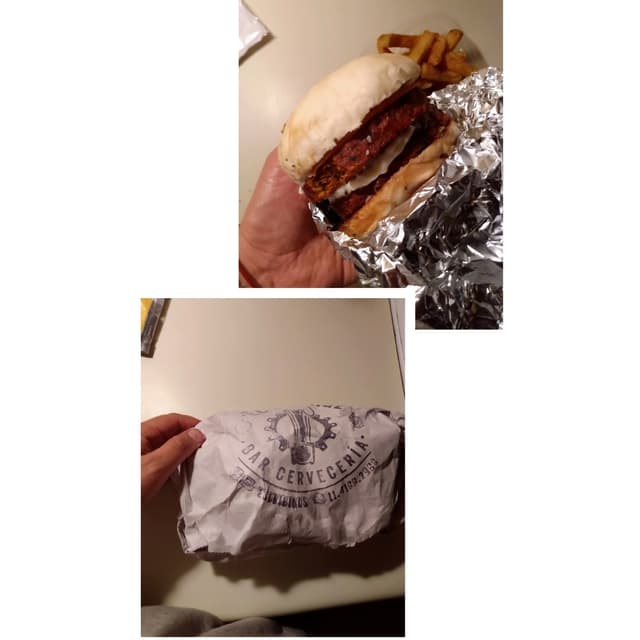 Foto del piatto “Hamburguesa Polaroid”