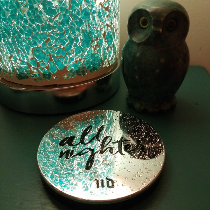 photo of Urban Decay All Nighter Waterproof Setting Powder shared by @shannonleigh77 on  31 Dec 2020 - review