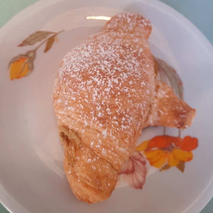 review photo of Fram Cafè Bistrot Bio Veg Cornetto Al Pistacchio shared by @acilegna on 13 Sep 2022 - review