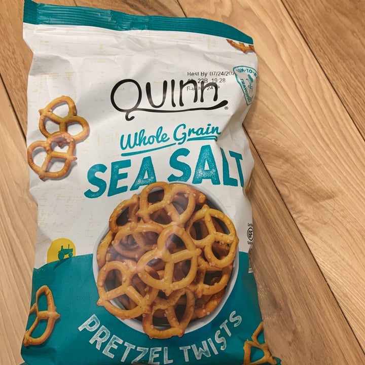 photo of Quinn Snacks Quinn Whole Grain Sea Salt Pretzel Twists shared by @shilpishah on  21 Jan 2020 - review