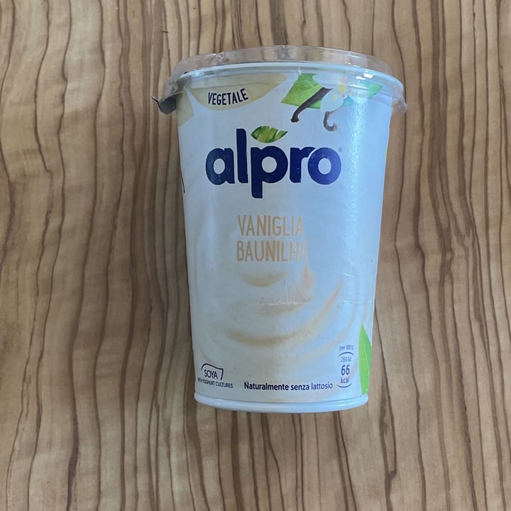 review photo of Alpro Soy Yogurt Vanilla shared by @myrtleberries on 15 Apr 2022 - review