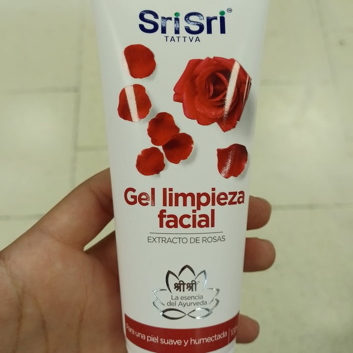photo of SriSri Gel Limpieza Facial shared by @venecia1 on  14 Feb 2022 - review