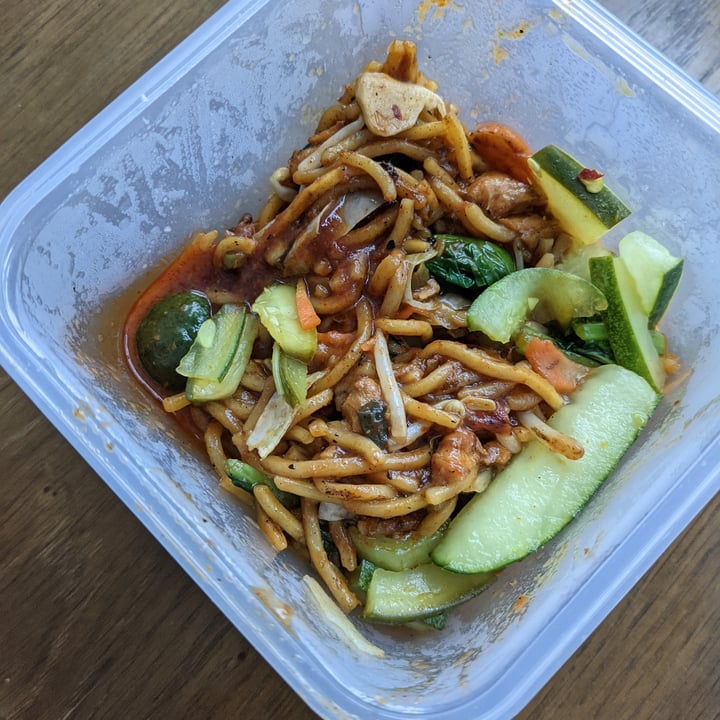 photo of Healthy Vegetarian Food Mee Goreng shared by @preethiness on  22 Dec 2020 - review