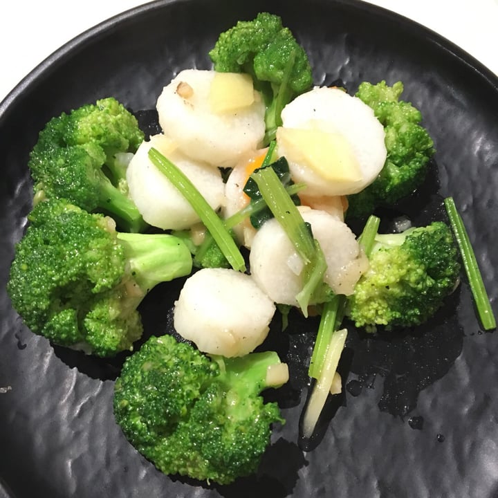 review photo of LingZhi Vegetarian - Liat Towers Dim sum buffet shared by @chongdeyi on 01 Aug 2019 - review