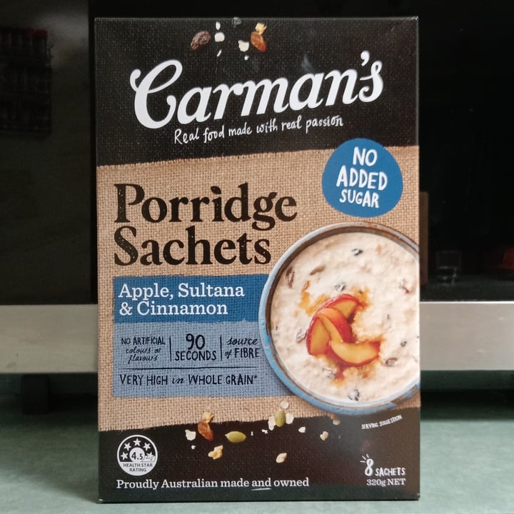 photo of Carman's Apple, Sultana & Cinnamon Porridge shared by @sarahtheethicalvegan on  24 Jan 2022 - review