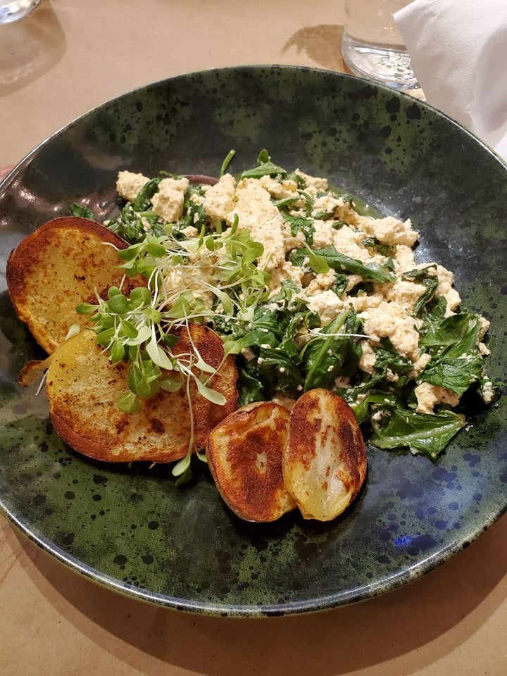 photo of 21 Oak Tofu Scramble with Kale shared by @js on  21 Aug 2019 - review