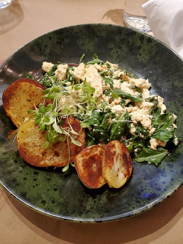 review photo of 21 Oak Tofu Scramble with Kale shared by @js on 21 Aug 2019 - review