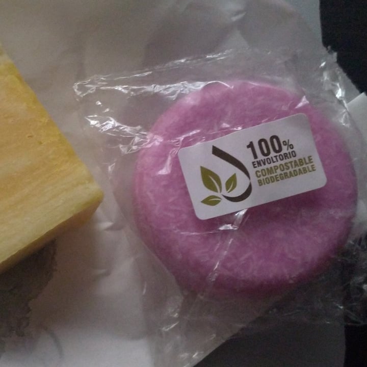 review photo of Champú solido Champú solido shared by @agatuuu on 30 Mar 2021 - review